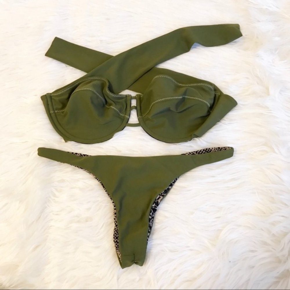 Vintage rare acacia kiwi set